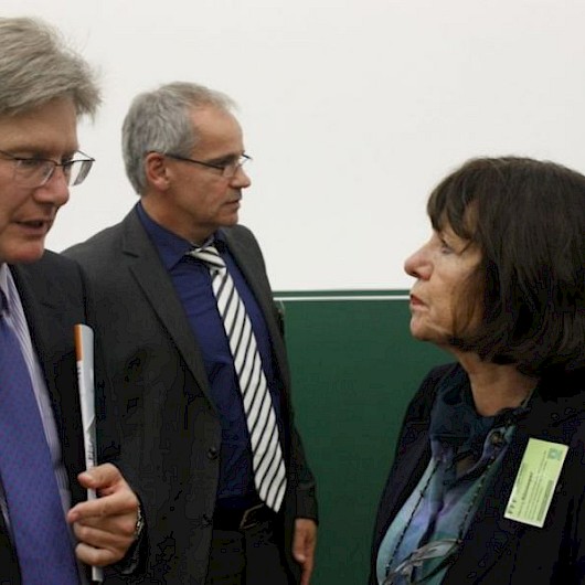 fff4_4445.jpg fff4_4445.jpg